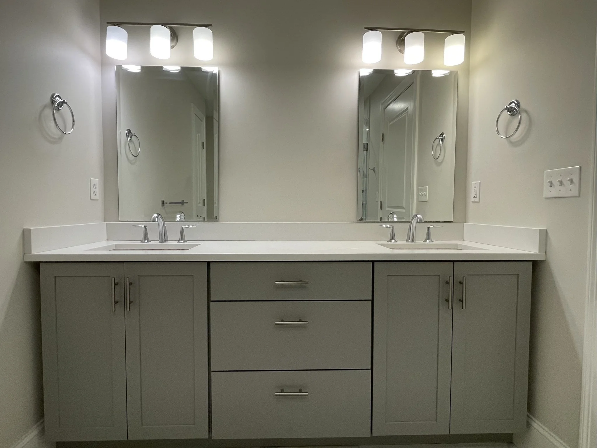 4 bed, 3 bath apartment for rent at 896 Chestnut St Unit 2, Waban — photo 20 of 26