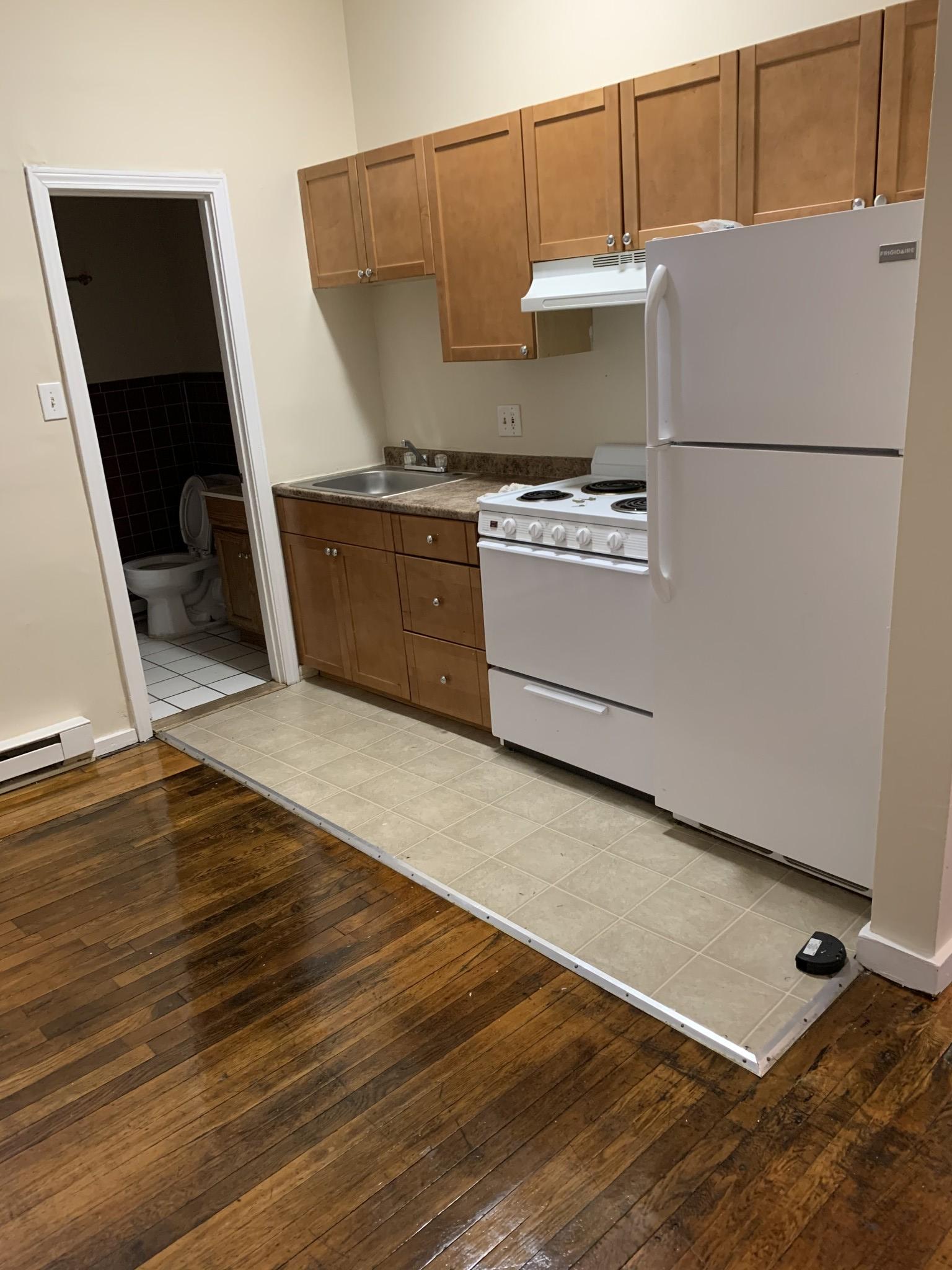 1 bed, 1 bath apartment for rent at 896 Huntington Ave Unit 3, Mission Hill — photo 2 of 6