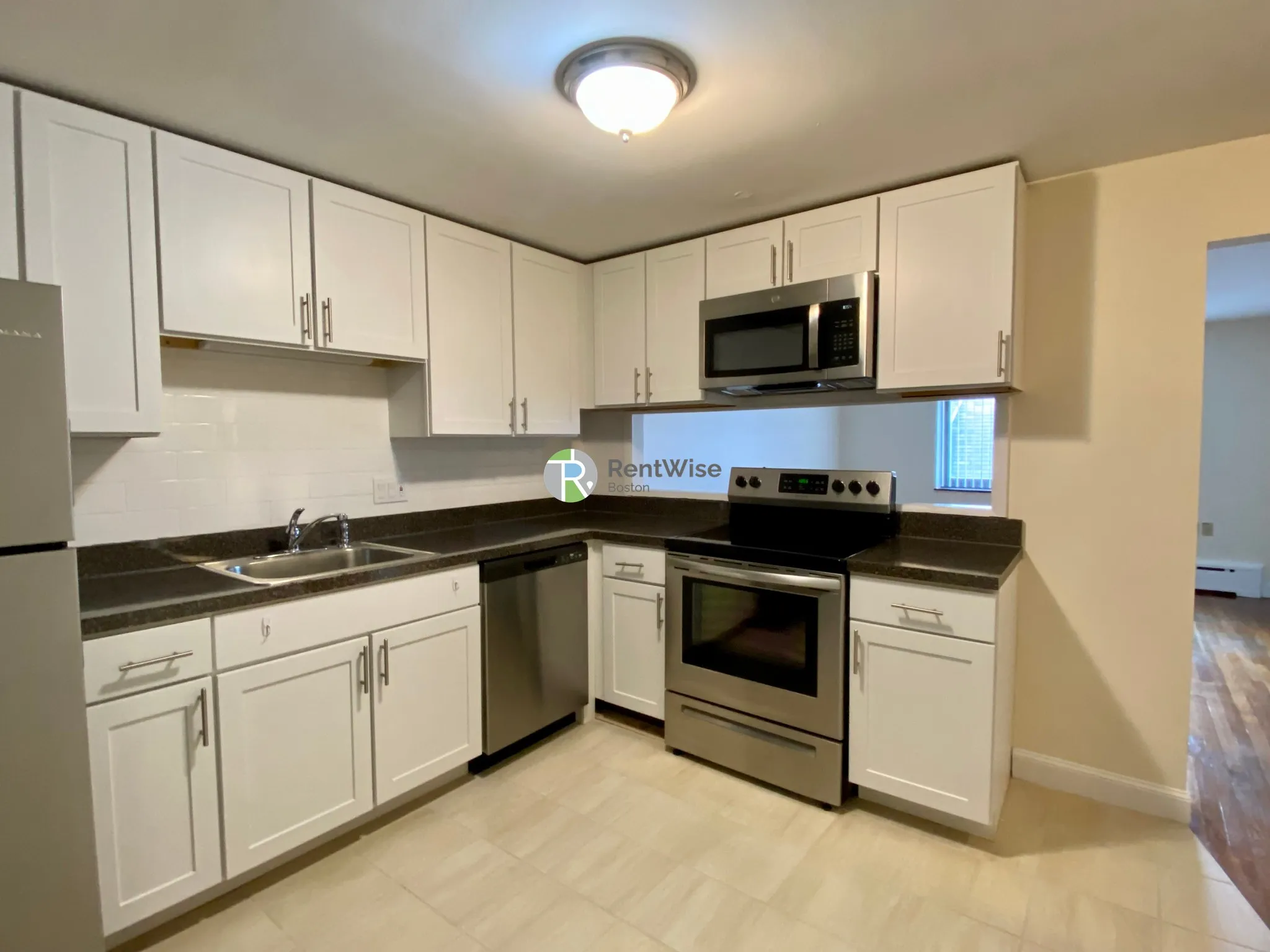 1 bed, 1 bath apartment for rent at 898 Massachusetts Ave Unit 32, Arlington — photo 4 of 16