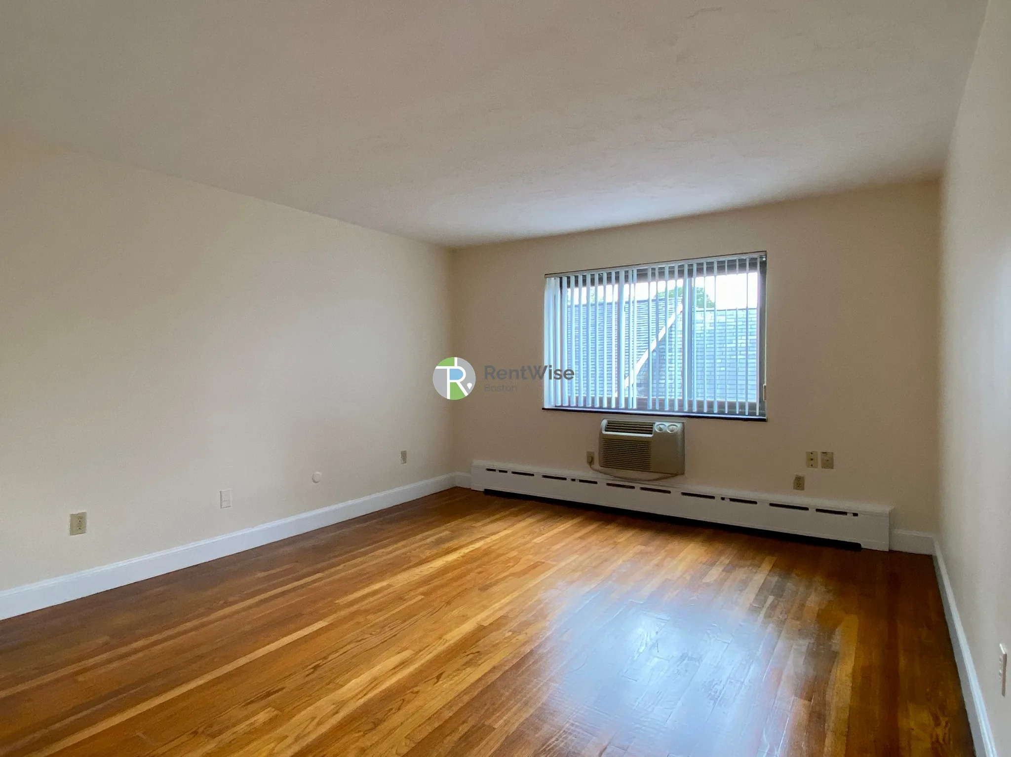 1 bed, 1 bath apartment for rent at 898 Massachusetts Ave Unit 32, Arlington — photo 2 of 16