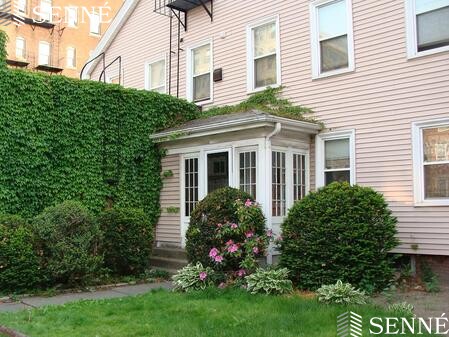 Studio bed, 1 bath apartment for rent at 898 Massachusetts Ave Unit 4, Riverside — photo 6 of 6