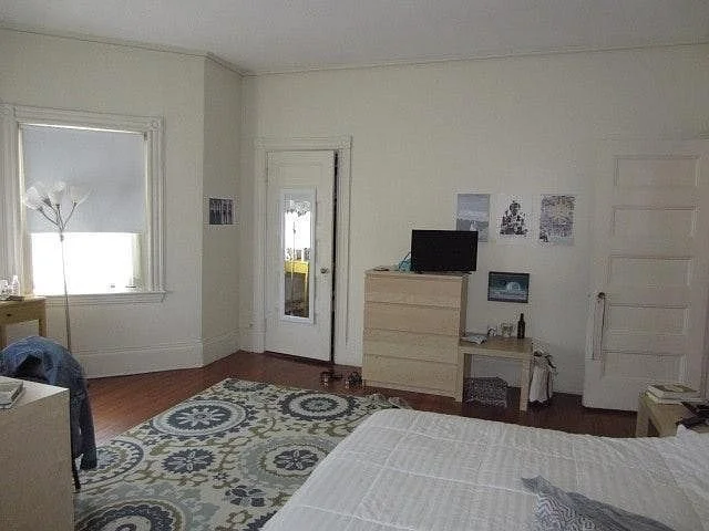 2 bed, 1 bath apartment for rent at 899 Beacon St Unit 3, Fenway — photo 9 of 12