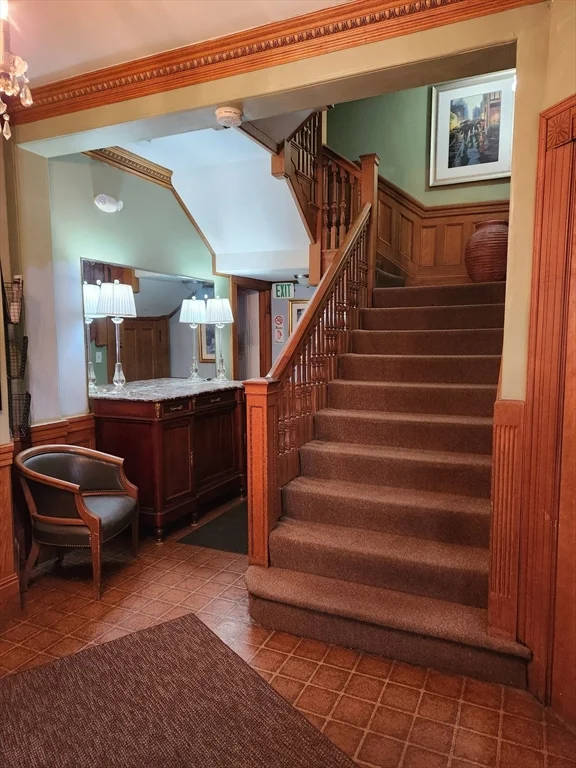 2 bed, 1 bath apartment for rent at 899 Beacon St Unit 3, Fenway — photo 11 of 12