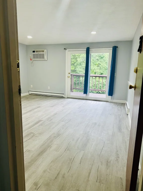 2 bed, 1 bath apartment for rent at 8B Mayberry Dr Unit 5, Westborough — photo 4 of 8