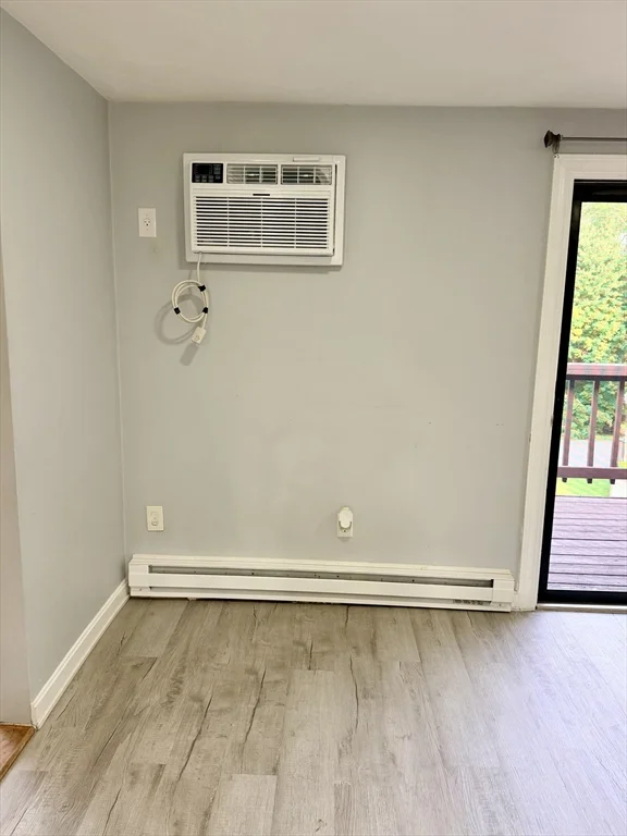 2 bed, 1 bath apartment for rent at 8B Mayberry Dr Unit 5, Westborough — photo 3 of 8