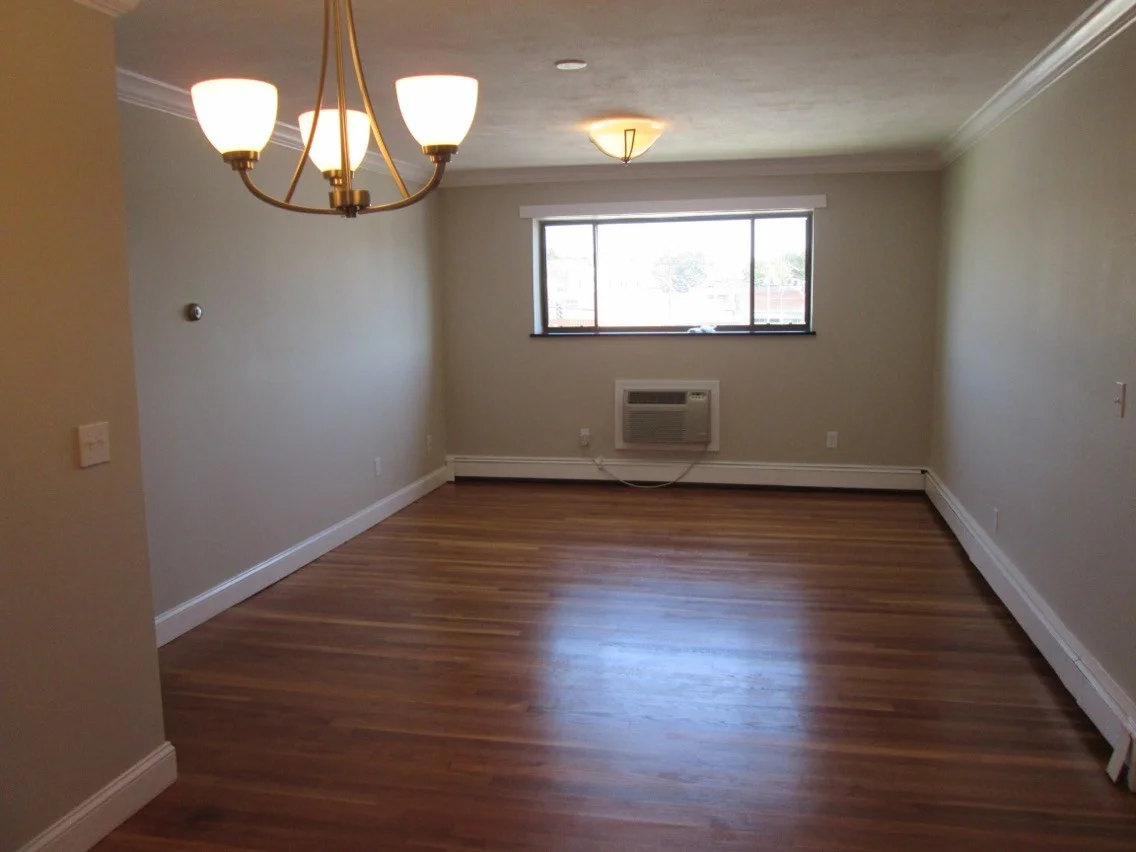 2 bed, 1 bath apartment for rent at 8R Riverside St Unit 3-3, Watertown — photo 6 of 14