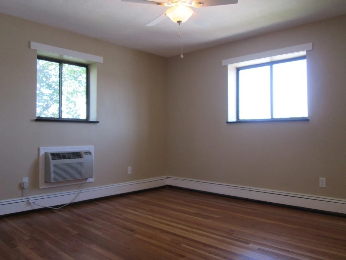 2 bed, 1 bath apartment for rent at 8R Riverside St Unit 3-3, Watertown — photo 7 of 14