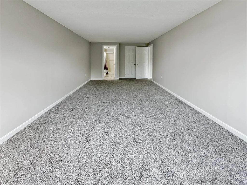 2 bed, 2 bath apartment for rent at 8th 9th St Unit 511, Medford — photo 9 of 19