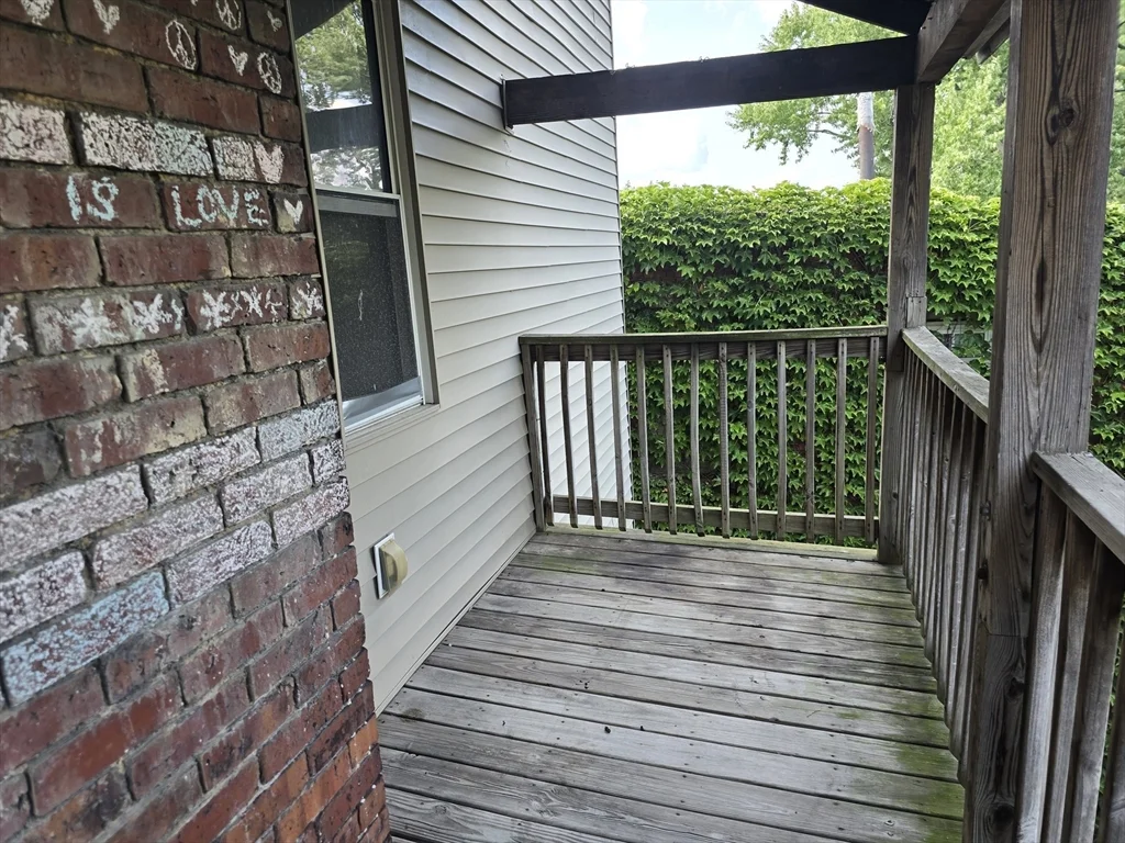 Studio bed, 1 bath apartment for rent at 9-11 Bismarck St Unit 3, Jamaica Plain — photo 5 of 20