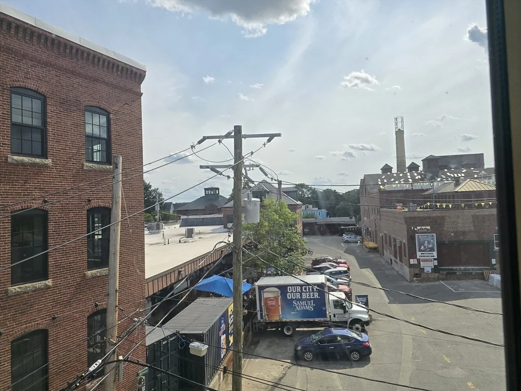 Studio bed, 1 bath apartment for rent at 9-11 Bismarck St Unit 3, Jamaica Plain — photo 19 of 20