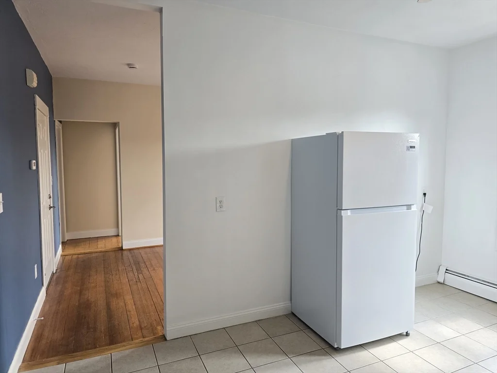 Studio bed, 1 bath apartment for rent at 9-11 Bismarck St Unit 3, Jamaica Plain — photo 6 of 20