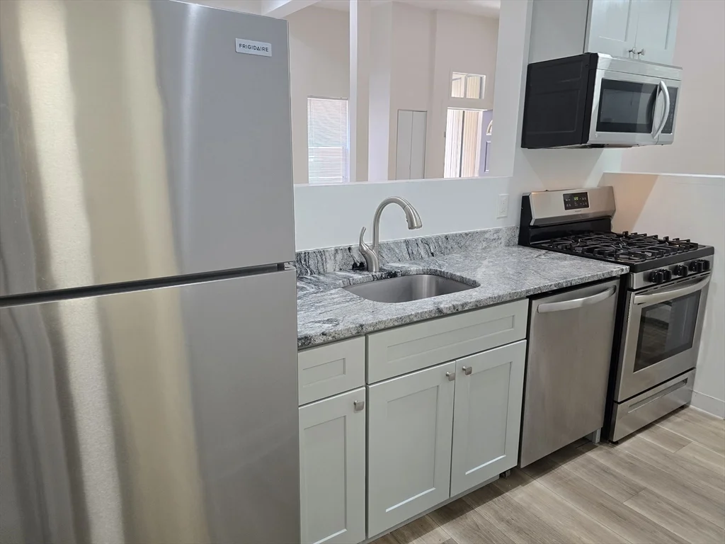 Studio bed, 1 bath apartment for rent at 9-11 Bismarck St Unit S, Jamaica Plain — photo 2 of 9