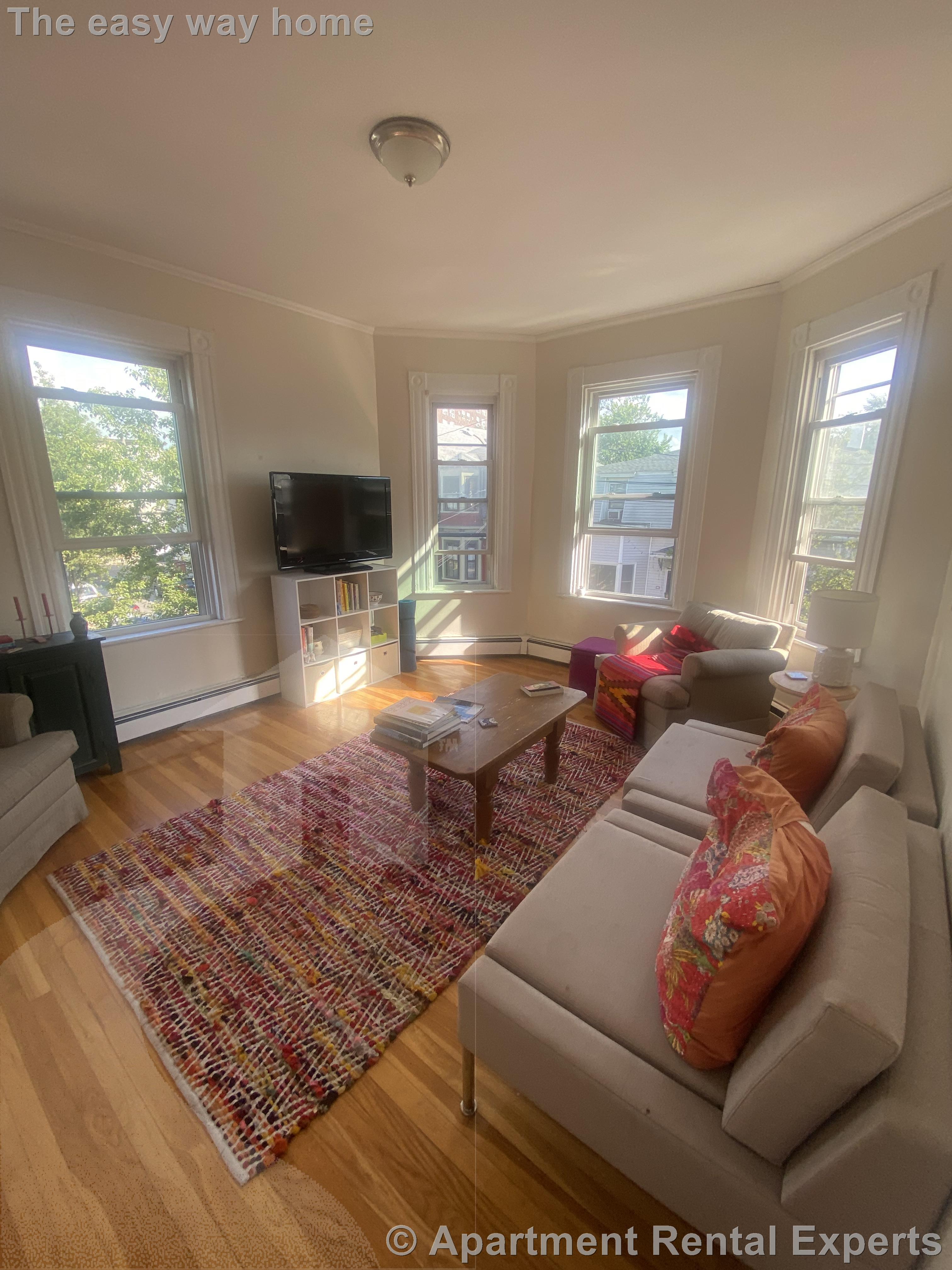 3 bed, 1 bath apartment for rent at 11 Houghton St Unit 2, Inman Square — photo 1 of 11