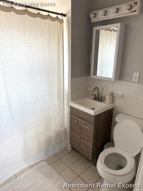 3 bed, 1 bath apartment for rent at 9-11 Houghton St Unit 3, Inman Square — photo 7 of 7