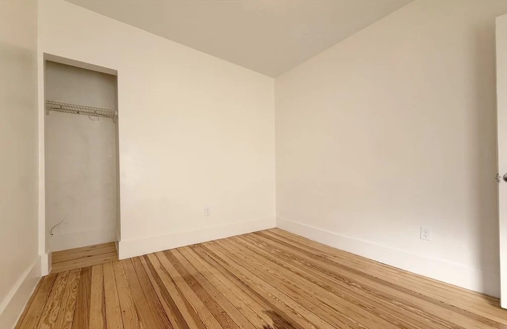 4 bed, 1 bath apartment for rent at 9-11 Richardson St Unit 3, Faulkner — photo 9 of 19