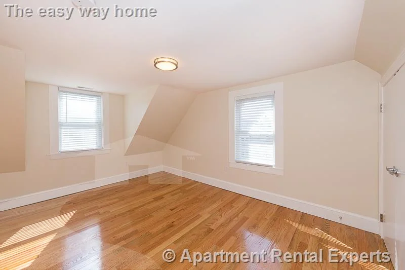 4 bed, 3 bath apartment for rent at 9-11 Rock Valley Ave Unit 2, Everett — photo 19 of 24