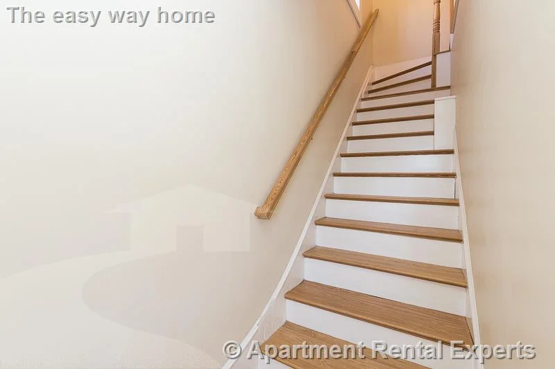 4 bed, 3 bath apartment for rent at 9-11 Rock Valley Ave Unit 2, Everett — photo 5 of 24