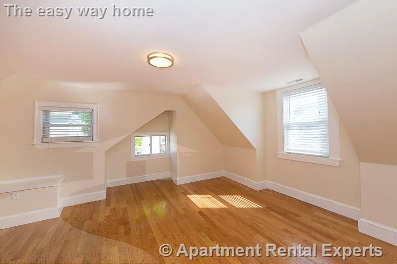 4 bed, 3 bath apartment for rent at 9-11 Rock Valley Ave Unit 2, Everett — photo 20 of 24