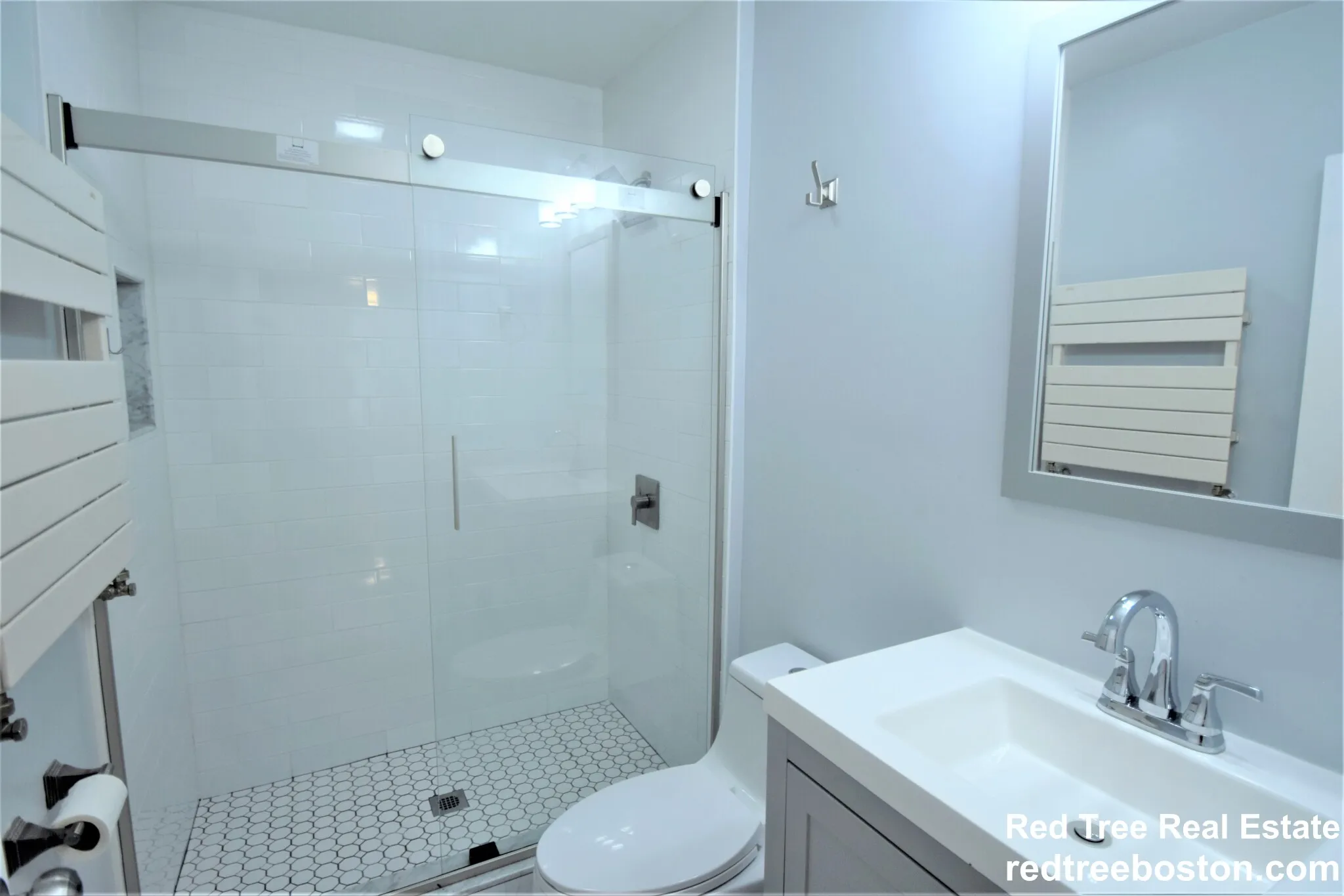 4 bed, 2 bath apartment for rent at 9-11 Undine Rd Unit 1, Brighton — photo 15 of 20