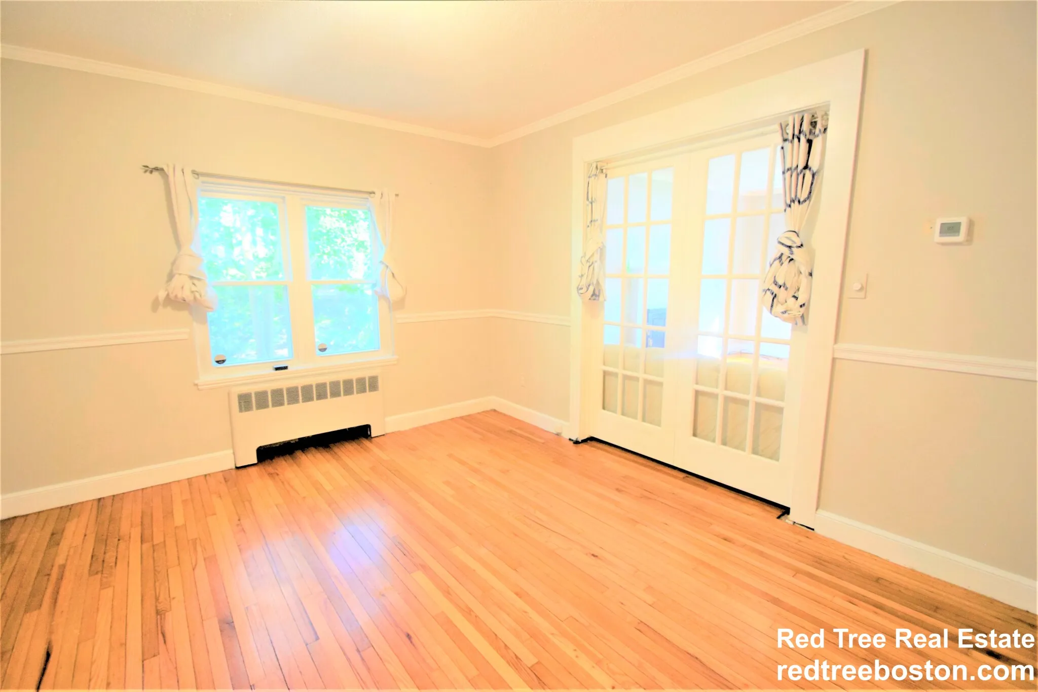 4 bed, 2 bath apartment for rent at 9-11 Undine Rd Unit 1, Brighton — photo 11 of 20