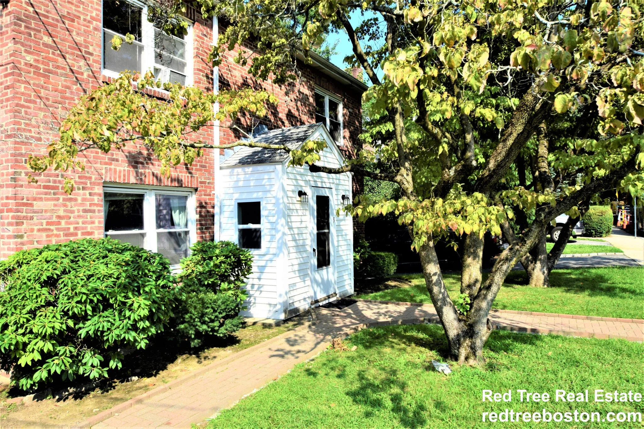 4 bed, 2 bath apartment for rent at 9-11 Undine Rd Unit 1, Brighton — photo 20 of 20