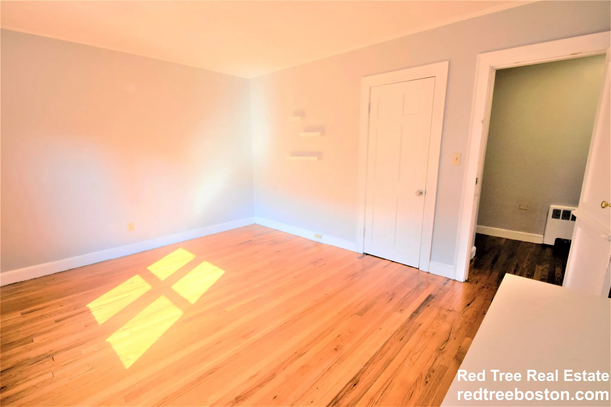 4 bed, 2 bath apartment for rent at 9-11 Undine Rd Unit 2, Brighton — photo 10 of 19