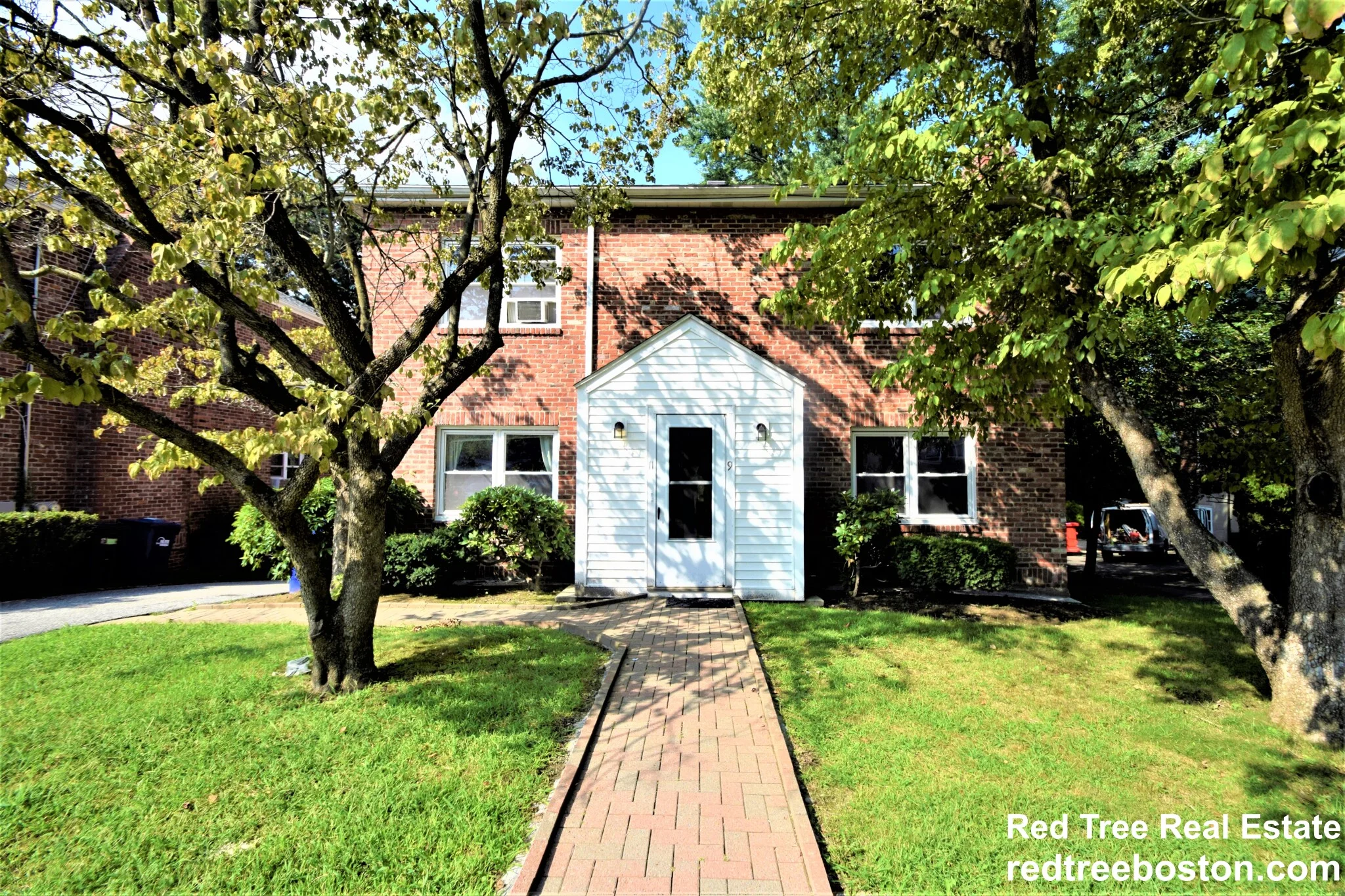 4 bed, 2 bath apartment for rent at 9-11 Undine Rd Unit 2, Brighton — photo 18 of 19