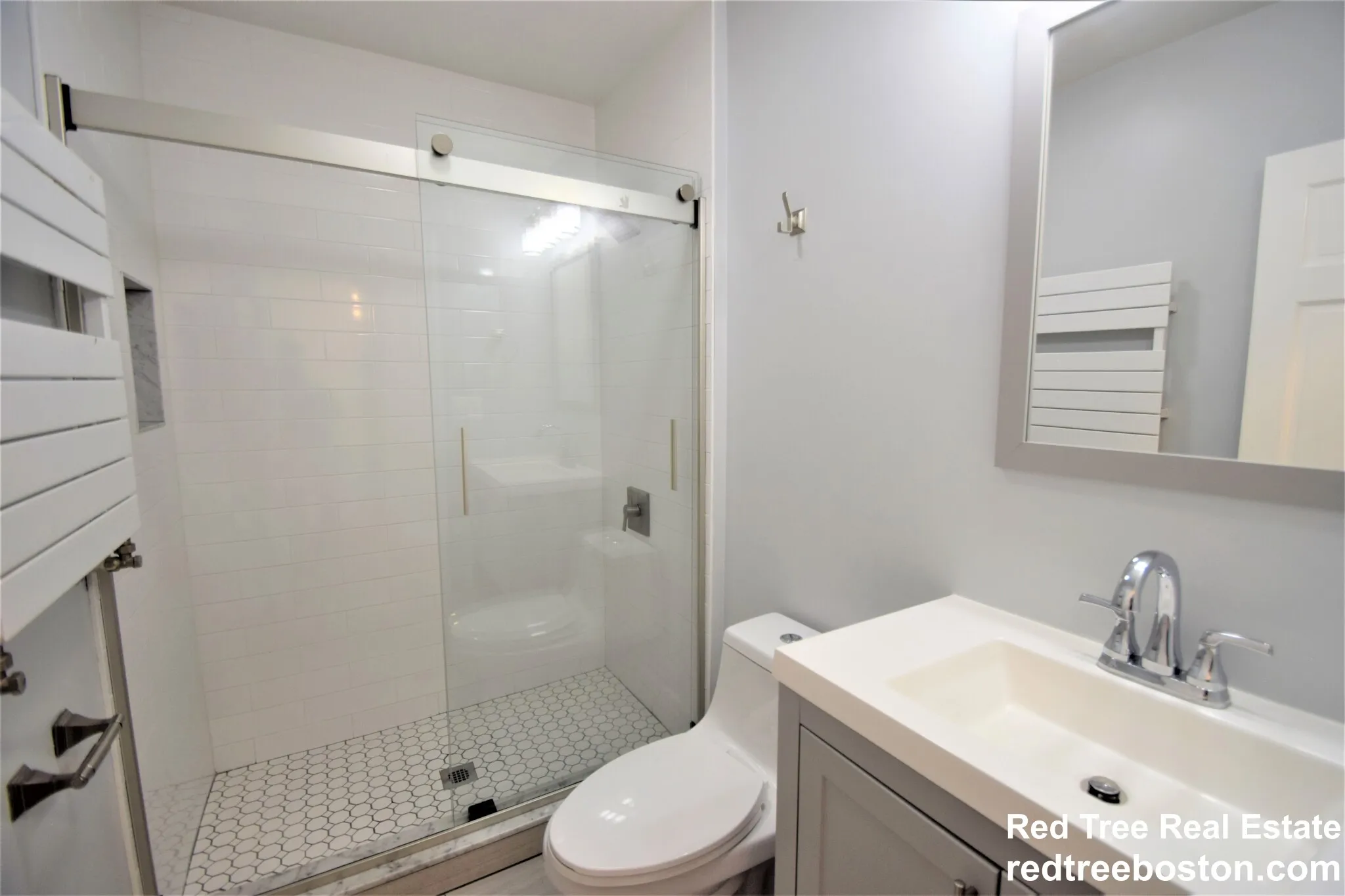 4 bed, 2 bath apartment for rent at 9-11 Undine Rd Unit 2, Brighton — photo 15 of 19