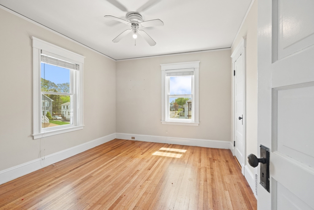 4 bed, 1 bath apartment for rent at 9-11 West St Unit 11, Norwood — photo 14 of 29