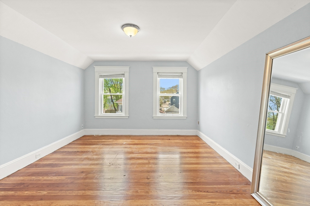 4 bed, 1 bath apartment for rent at 9-11 West St Unit 11, Norwood — photo 24 of 29