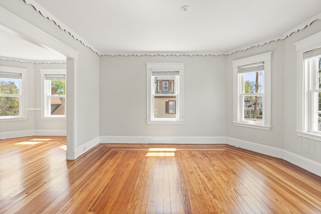 4 bed, 1 bath apartment for rent at 9-11 West St Unit 11, Norwood — photo 12 of 29