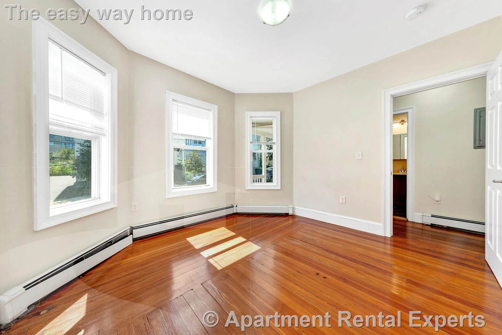 3 bed, 2 bath apartment for rent at 9-11 Winter Hill Rd Unit 1, Magoun Square — photo 7 of 21