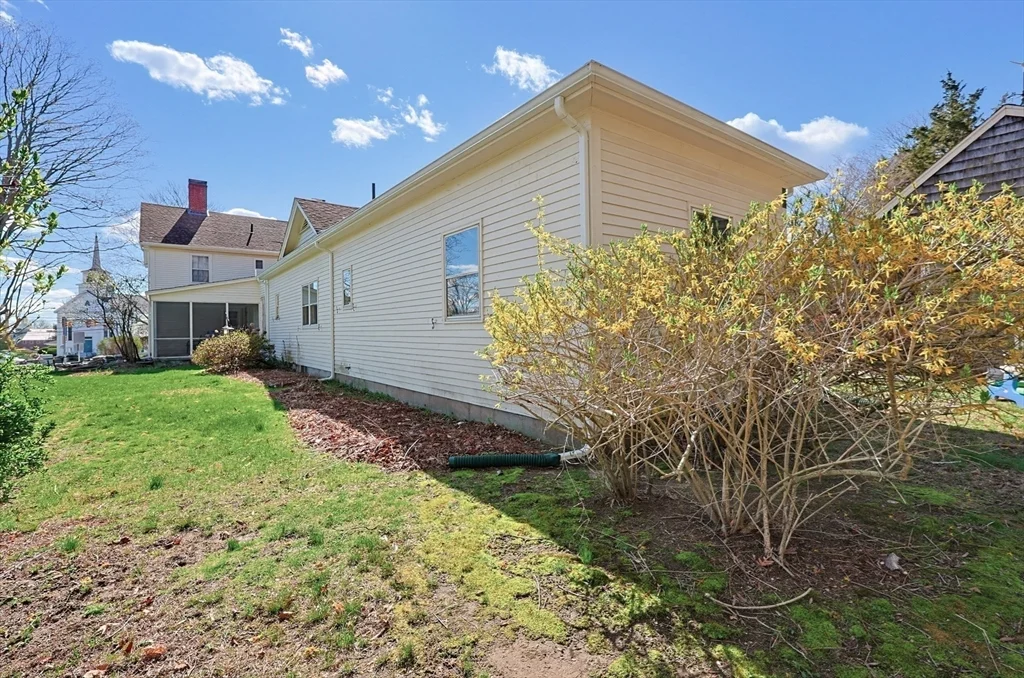 1 bed, 1 bath apartment for rent at 9-13 W Main St Unit 1, Norton — photo 4 of 35