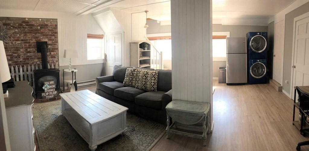 4 bed, 2 bath apartment for rent at 9 16th St Unit WINTER, Plum Island — photo 8 of 16