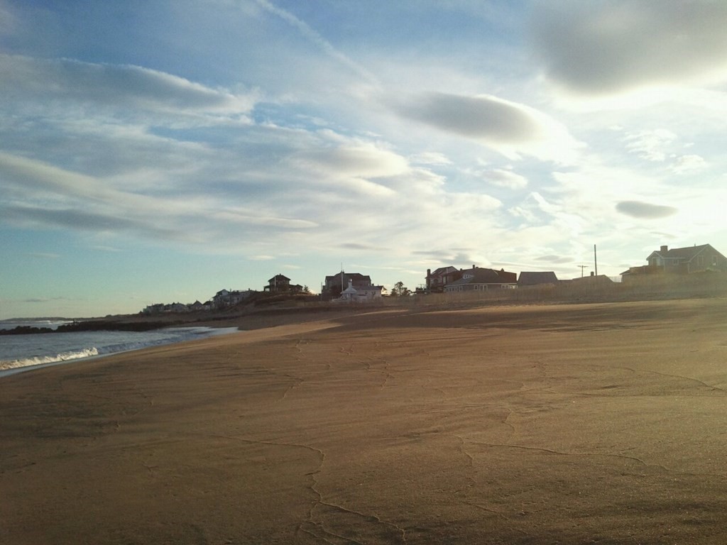 4 bed, 2 bath apartment for rent at 9 16th St Unit WINTER, Plum Island — photo 15 of 16