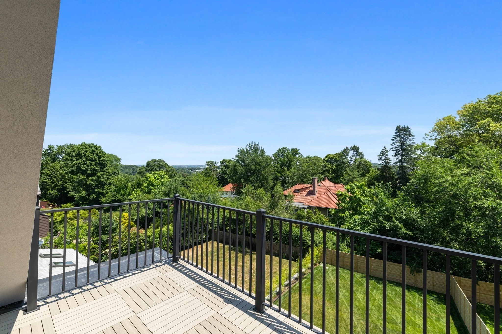 4 bed, 4+ bath apartment for rent at 9 Algonquin Unit TH, Chestnut Hill — photo 33 of 37