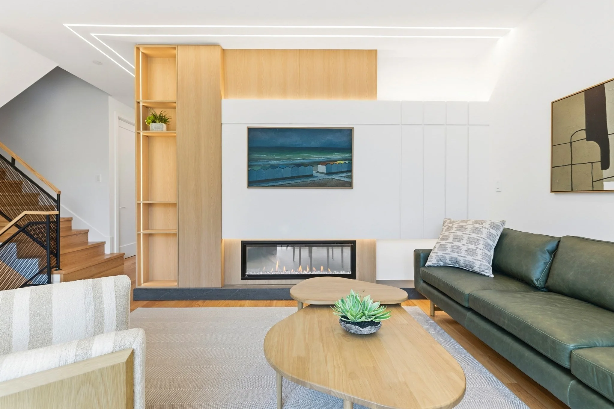 4 bed, 4+ bath apartment for rent at 9 Algonquin Unit TH, Chestnut Hill — photo 3 of 37