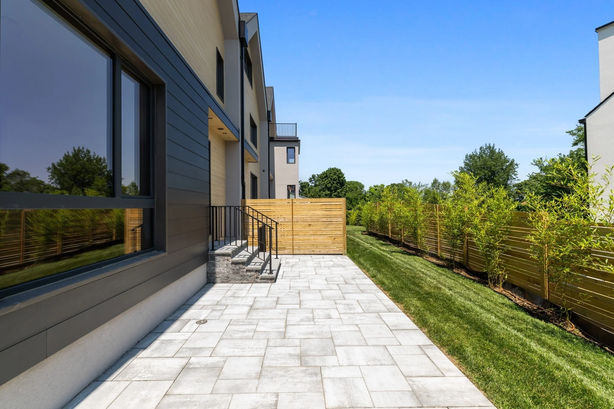 4 bed, 4+ bath apartment for rent at 9 Algonquin Unit TH, Chestnut Hill — photo 9 of 37