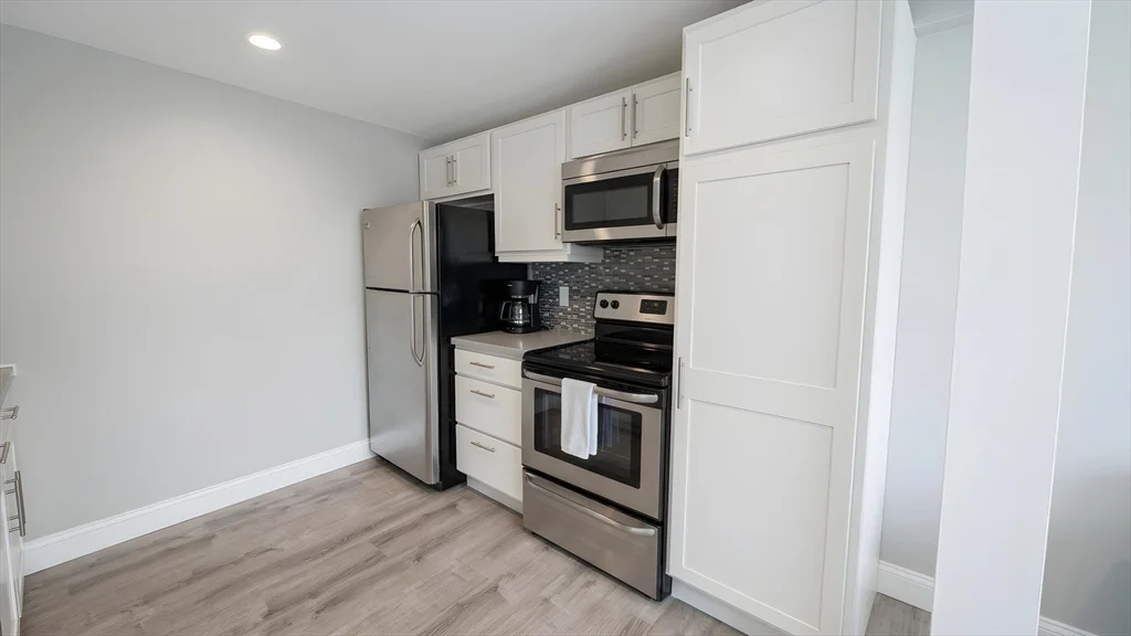 1 bed, 1 bath apartment for rent at 9 Anderson St Unit 1 F, Beacon Hill — photo 9 of 18