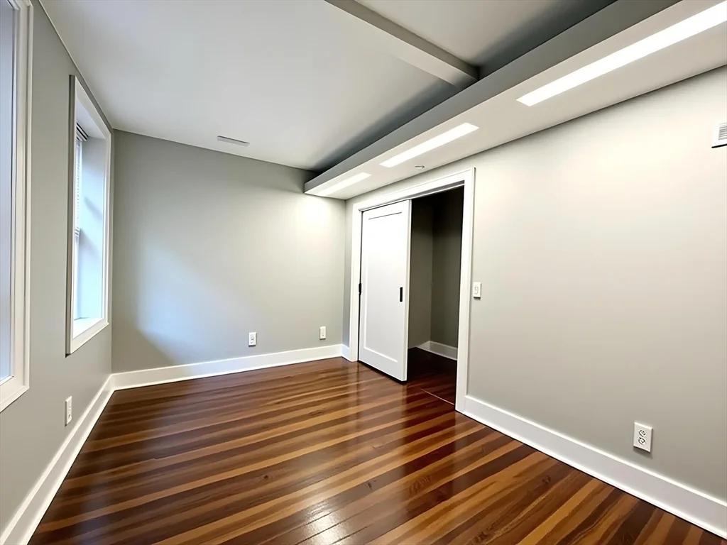 2 bed, 1 bath apartment for rent at 9 Anderson Unit 1 R, Beacon Hill — photo 9 of 13