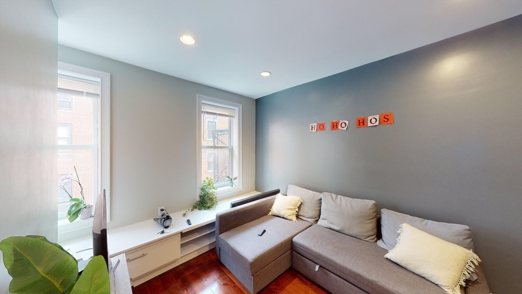 2 bed, 1 bath apartment for rent at 9 Anderson Unit 3 F, Boston — photo 5 of 11
