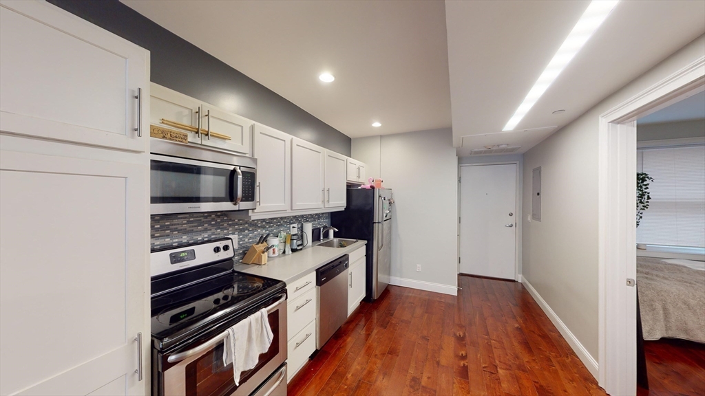 2 bed, 1 bath apartment for rent at 9 Anderson Unit 3 F, Boston — photo 2 of 11