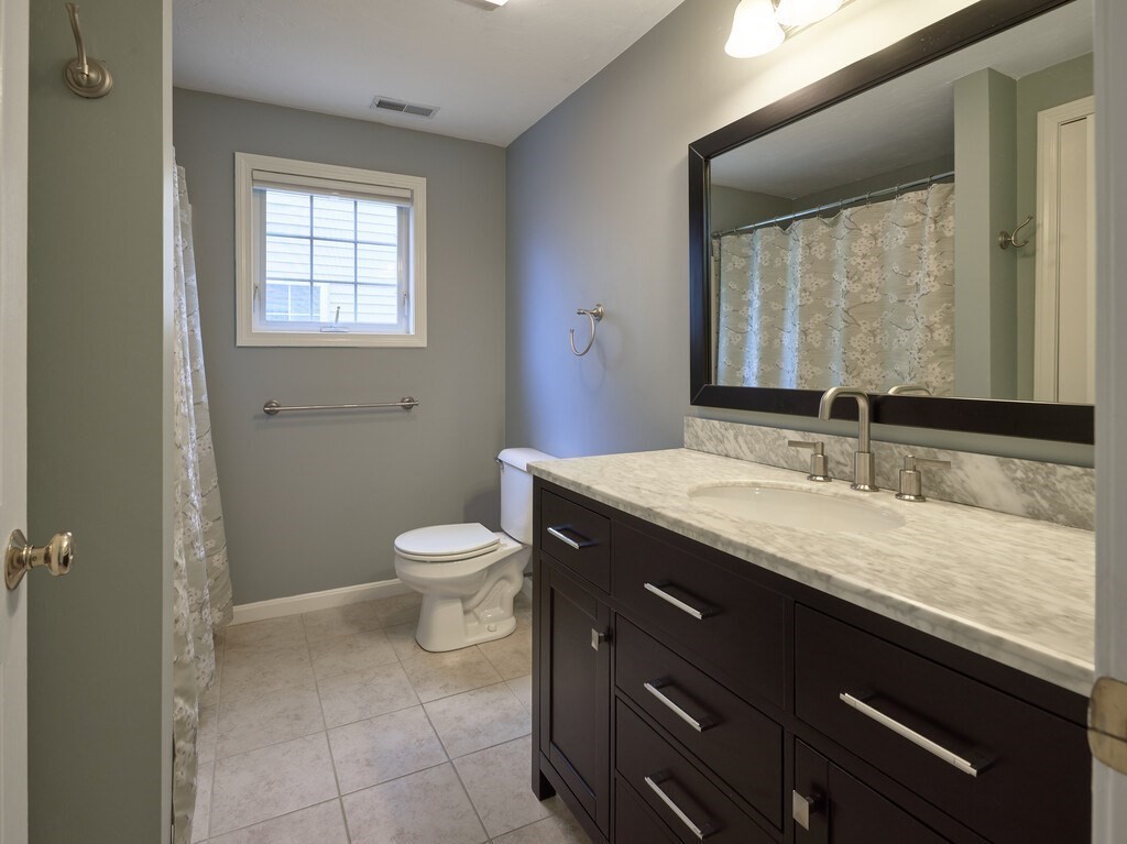 3 bed, 2 bath apartment for rent at 9 Angela Rose Ln Unit 1, Worcester — photo 20 of 23