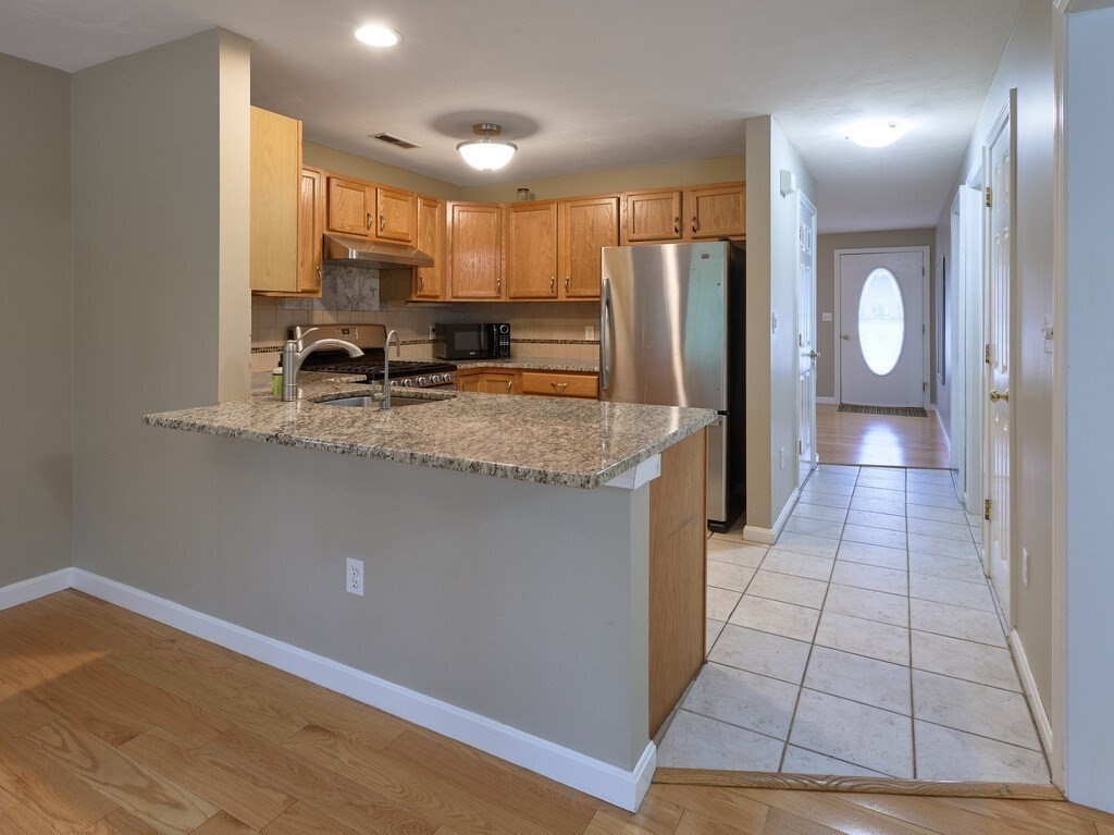 3 bed, 2 bath apartment for rent at 9 Angela Rose Ln Unit 1, Worcester — photo 7 of 23