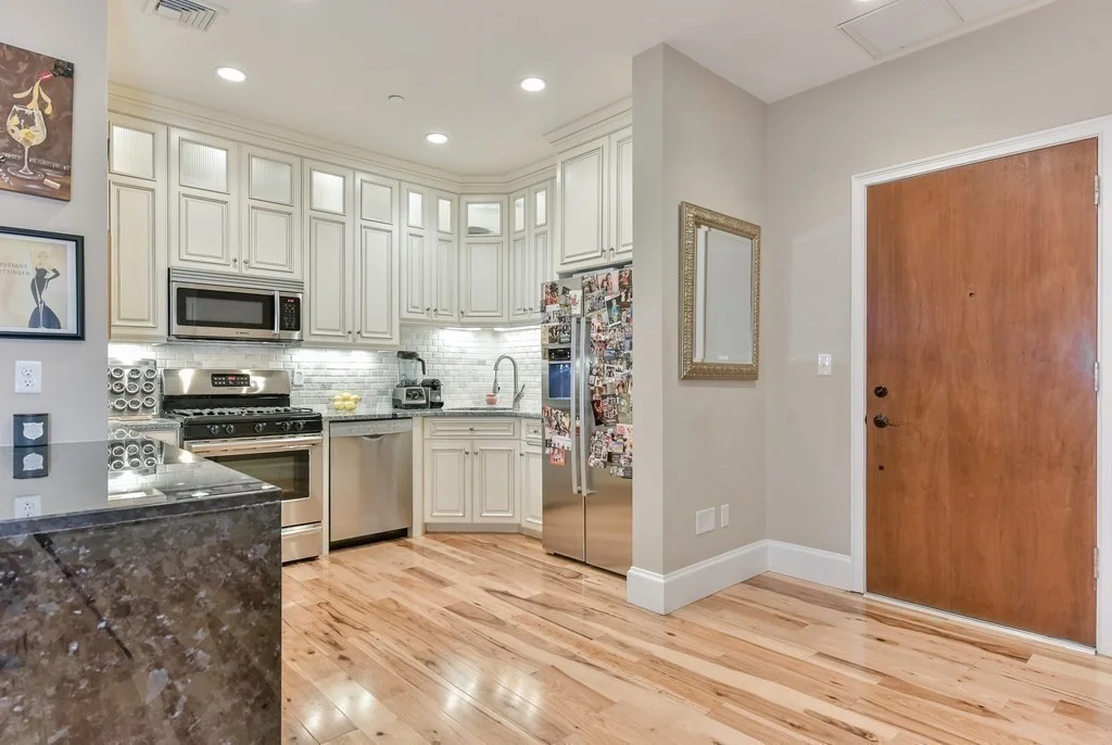 2 bed, 2 bath apartment for rent at 9 Appleton St Unit 1, South End — photo 3 of 16