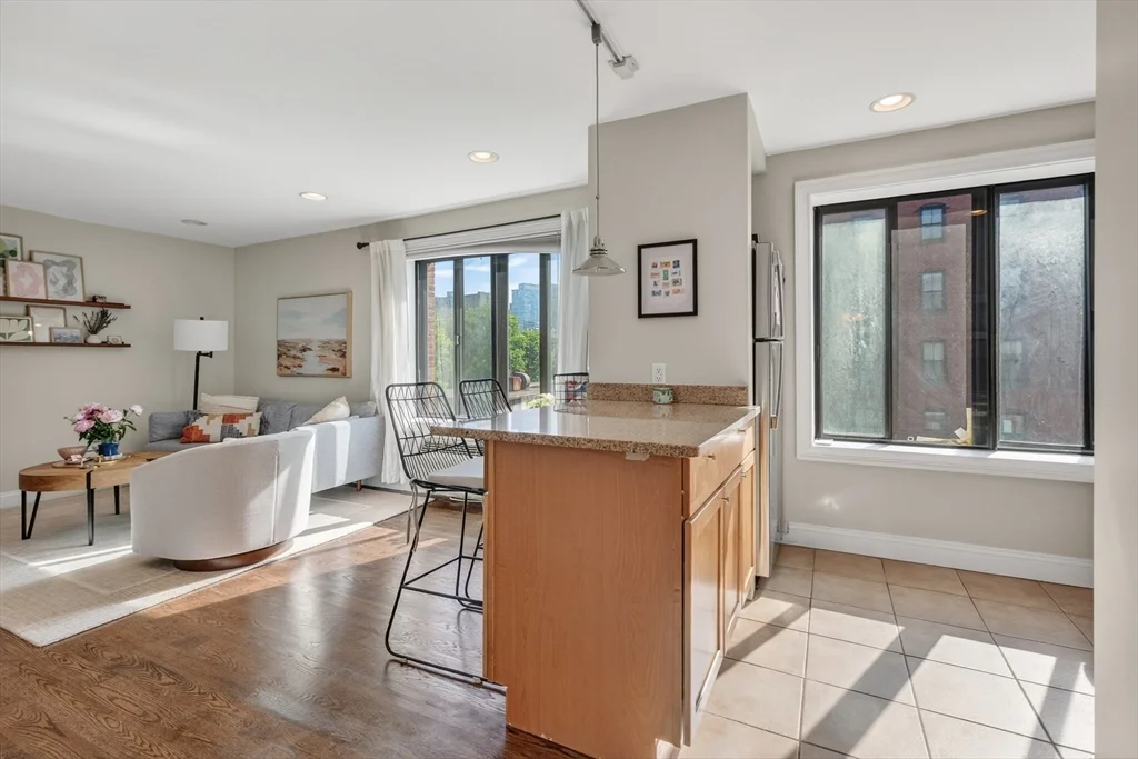 2 bed, 1 bath apartment for rent at 9 Appleton St Unit 310, South End — photo 3 of 15