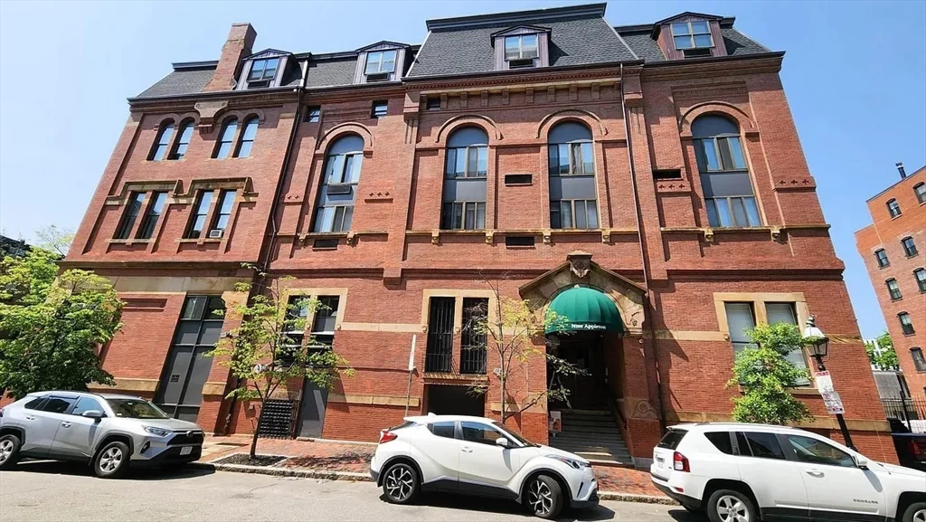 Studio bed, 1 bath apartment for rent at 9 Appleton Unit 403, South End — photo 12 of 16
