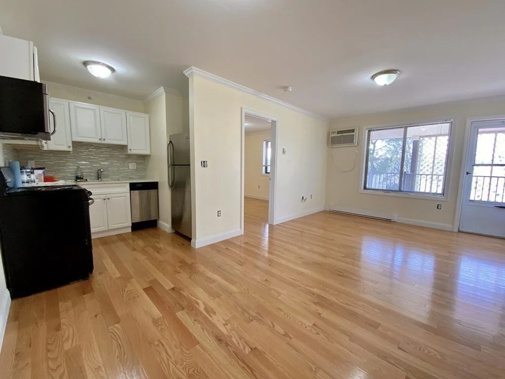 1 bed, 1 bath apartment for rent at 9 Arizona Ter Unit 5, Arlington