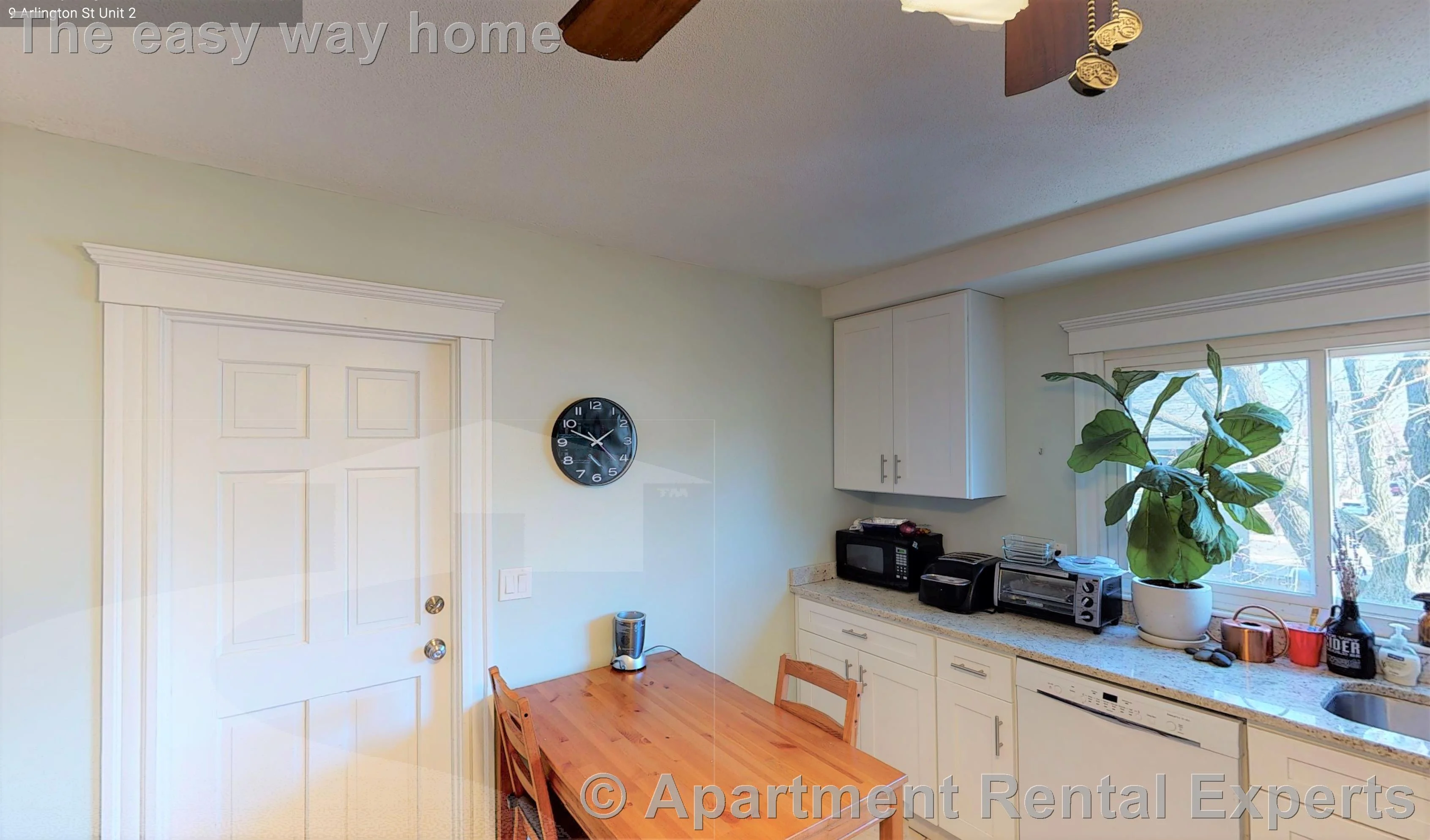 4 bed, 2 bath apartment for rent at 9 Arlington St Unit 2, Sullivan Square — photo 2 of 11