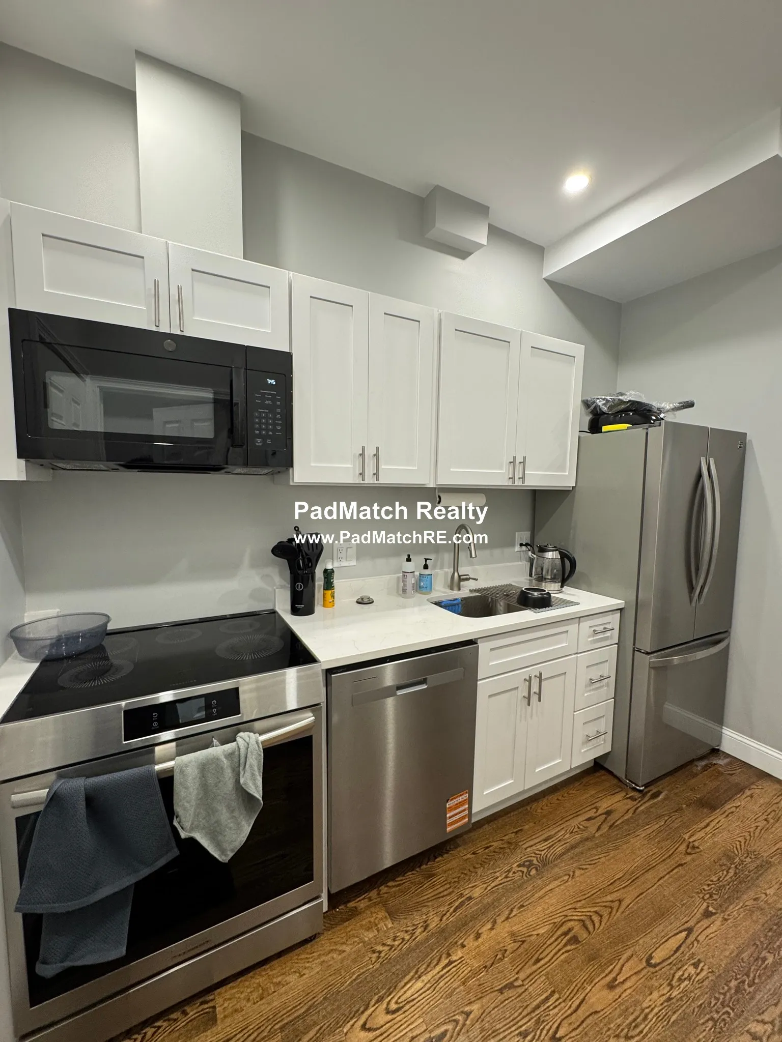 3 bed, 1 bath apartment for rent at 9 Ashford St Unit 13, Allston — photo 4 of 11